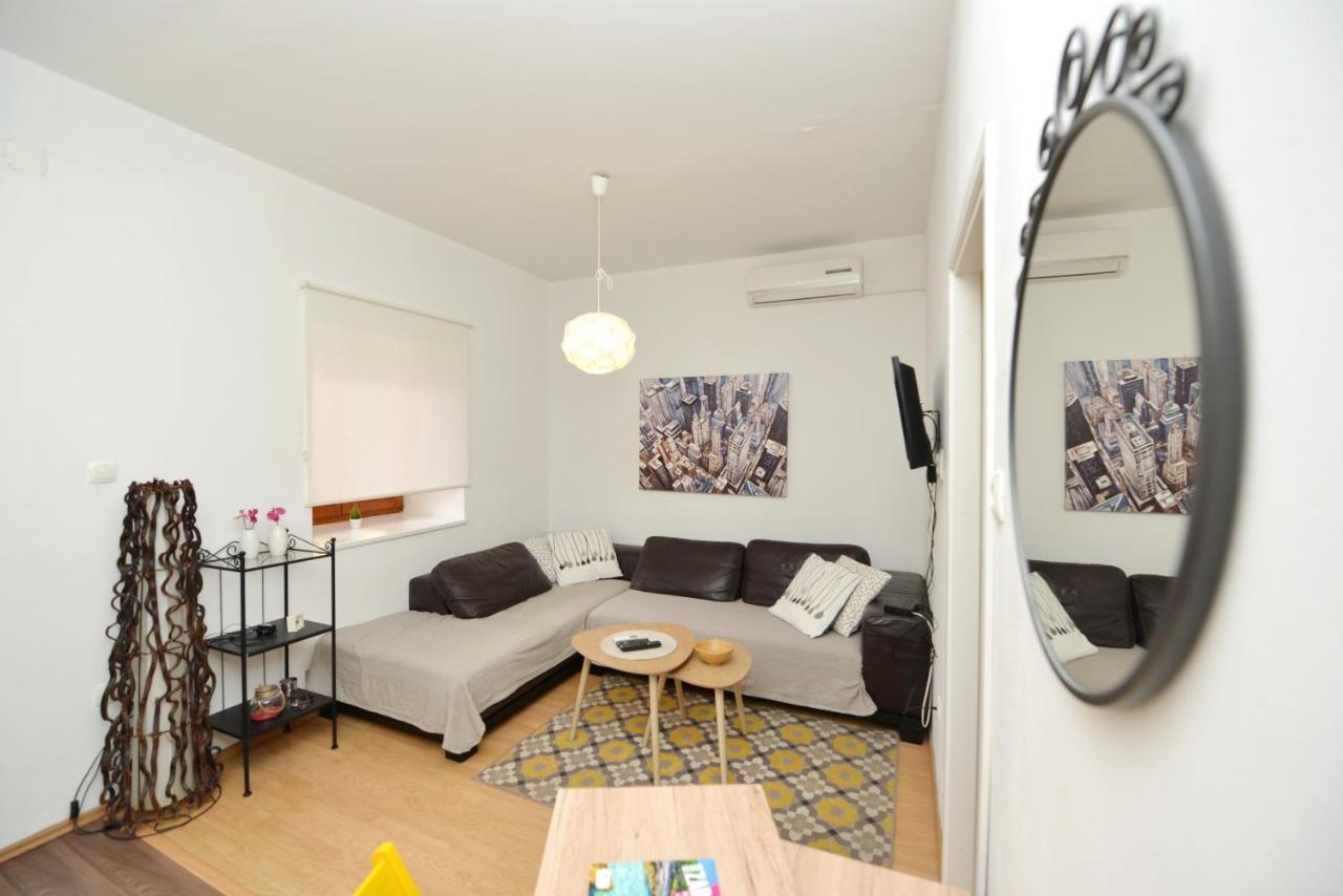 זאדאר Apartman Perovic מראה חיצוני תמונה