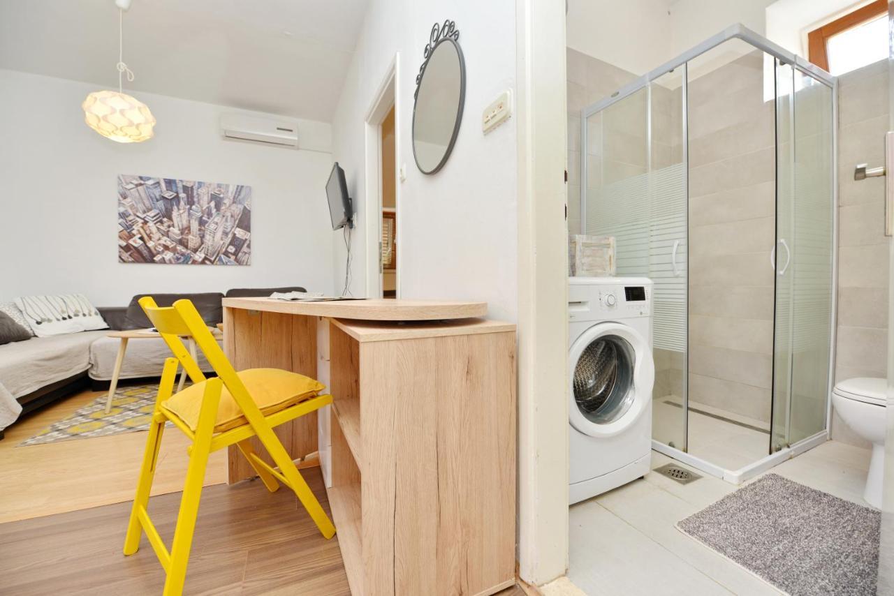 זאדאר Apartman Perovic מראה חיצוני תמונה
