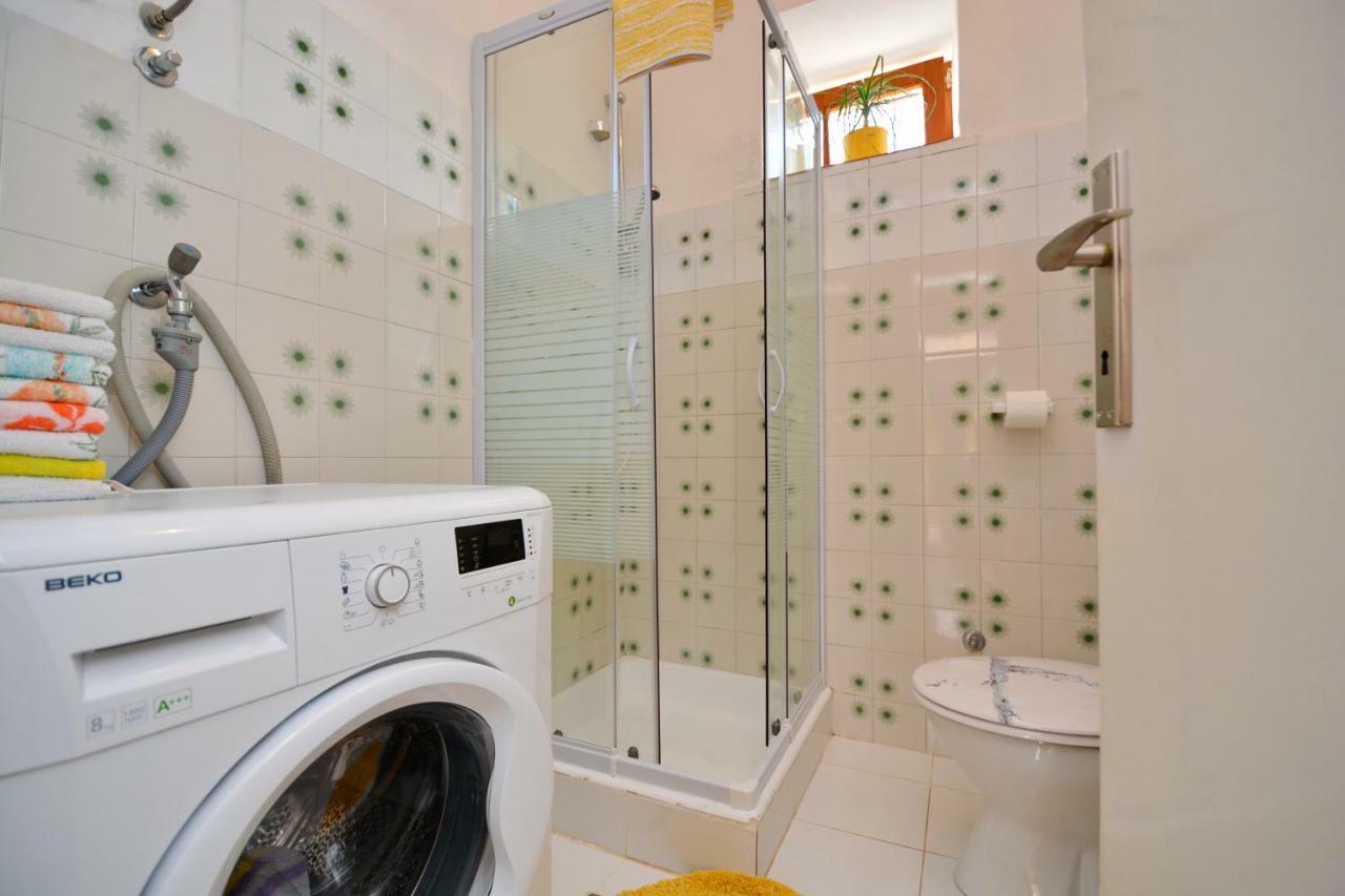 זאדאר Apartman Perovic מראה חיצוני תמונה