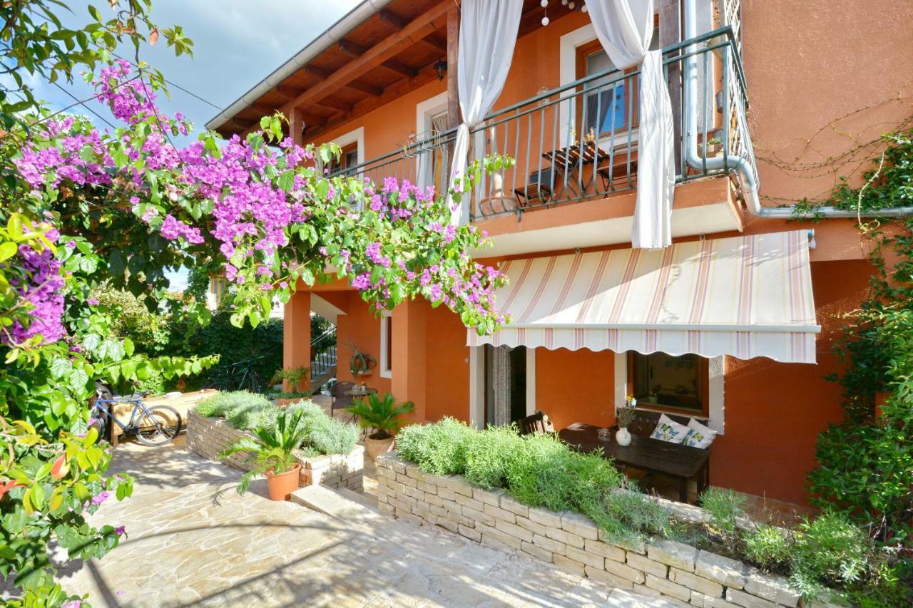 זאדאר Apartman Perovic מראה חיצוני תמונה